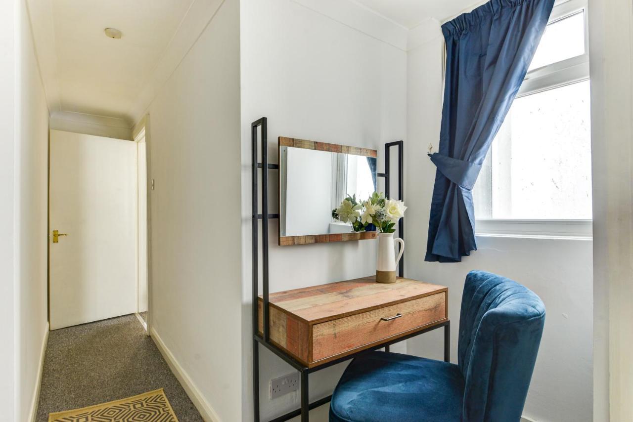2 Bedroom Apartment - Queens Square Flat 1 Hove Exterior foto